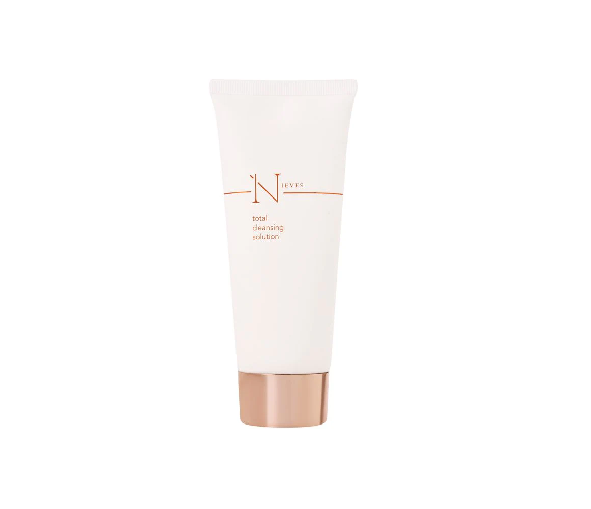 NIEVES ÁLVAREZ TOTAL CLEANSING SOLUTION 100ML